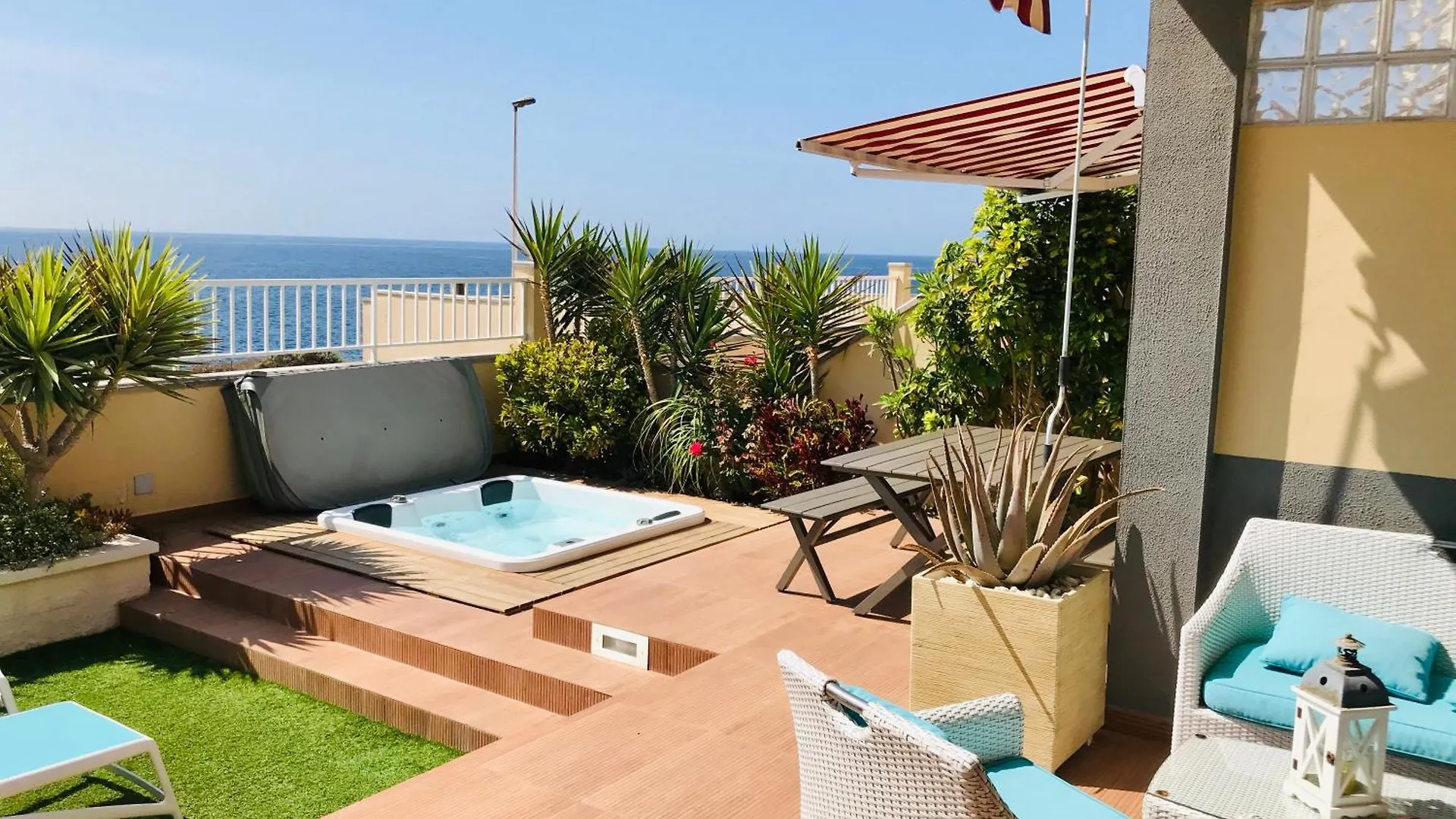 Kontakt z Paraiso Del Mar El Medano
