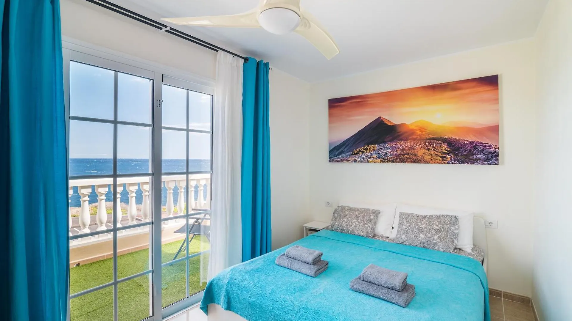 Paraiso Del Mar El Medano İspanya
